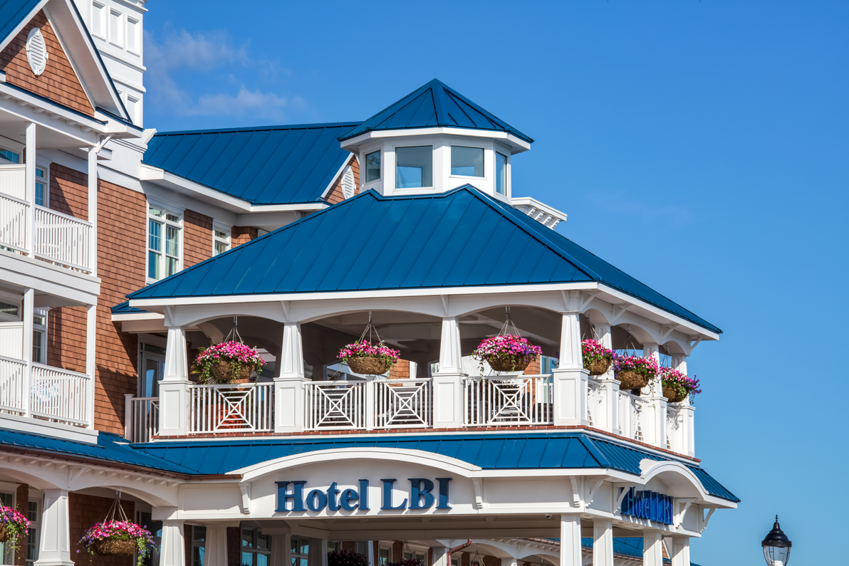 image of building and roof
