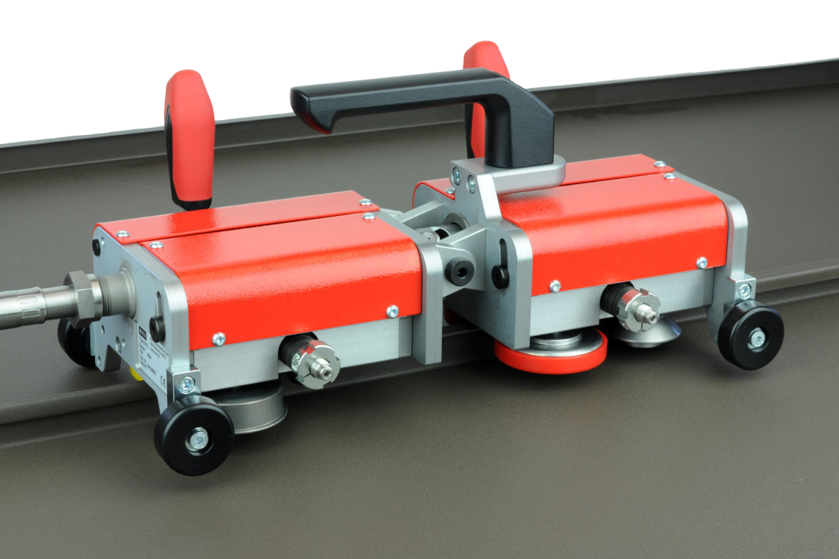 An image of a metal seamer.